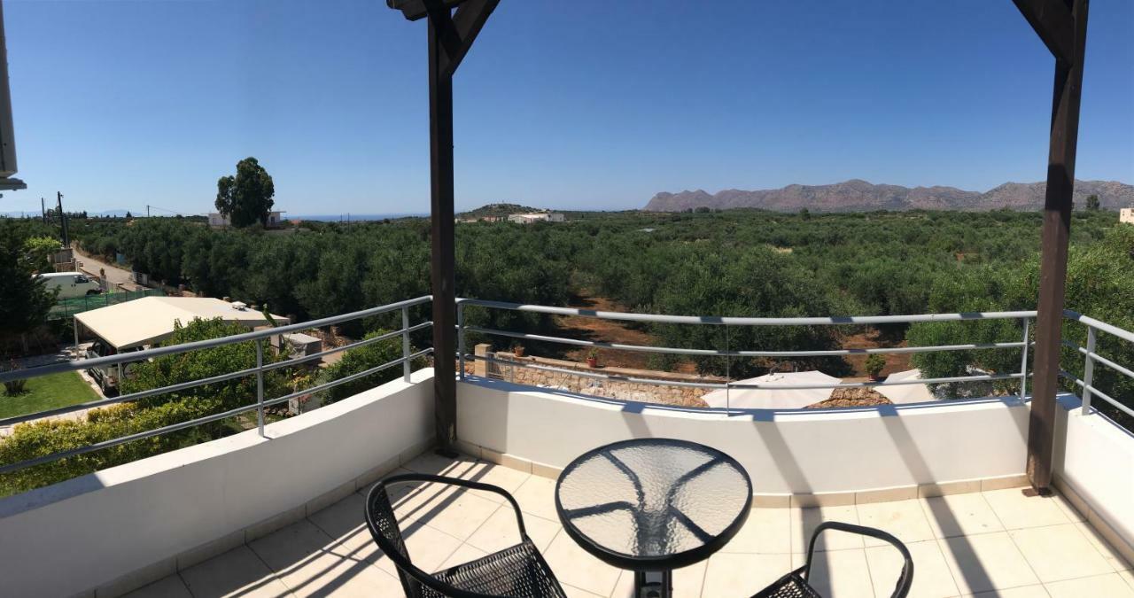 M&M Villa Kathiana Exterior photo